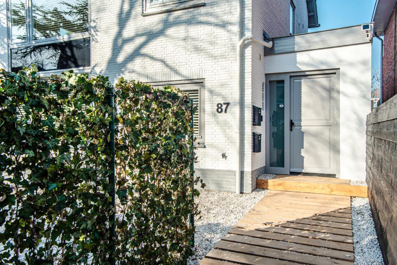 Marley'S Beachhouse - Luxury Apartment With Garden ซานด์โวร์ต ภายนอก รูปภาพ